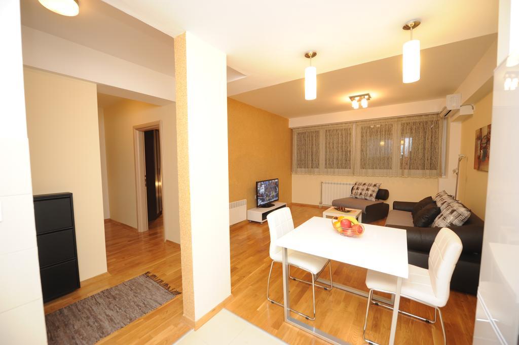 Exclusive Apartments Skopje Luaran gambar